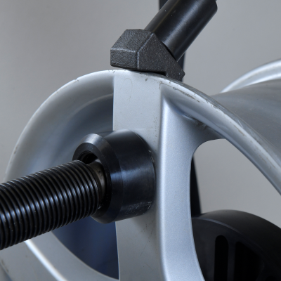 Дополнительный винтовой упор для правки спиц и "восьмерок" в комлпекте